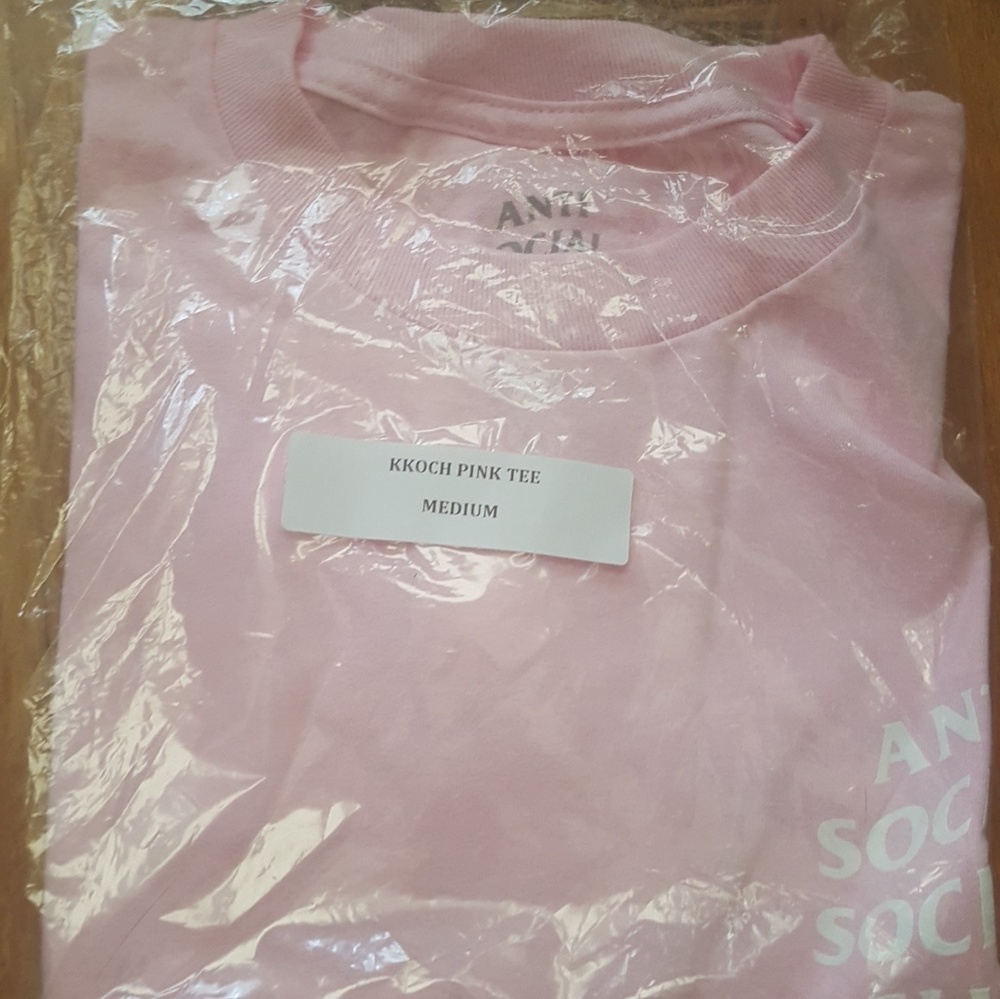 Antisocialsocialclub Kkoch T-Shirt Pink (Medium)